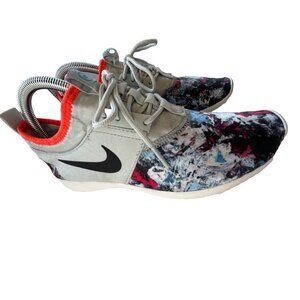 Nike Juvenate Floral Print Women’s Athletic Shoes 822781-016 (2016) Size 8.5 EUR